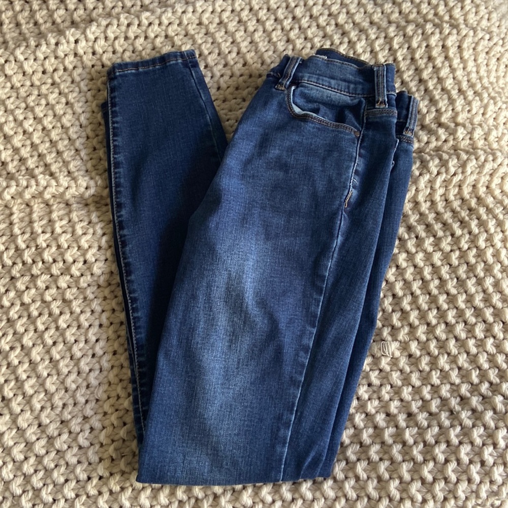 Dark blue skinny jeans